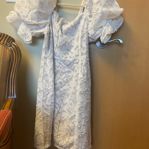 Lace puff sleeve dress size small nwt - Picture 7 of 10